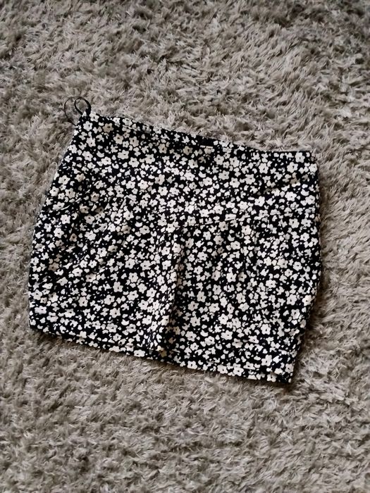 Актуални дамски дрехи