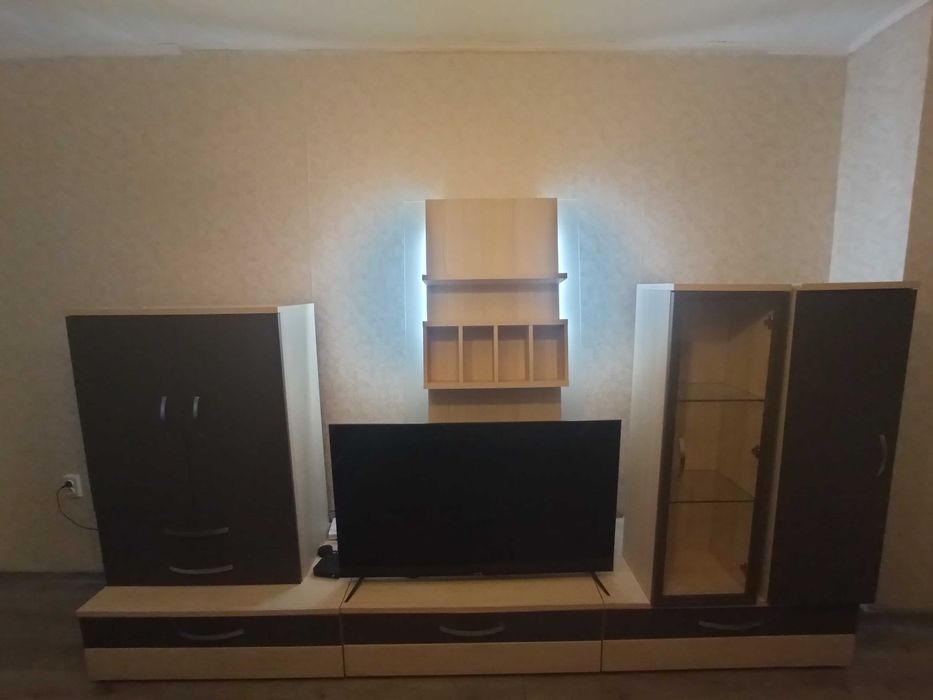 Модулна секция със 7 модула.