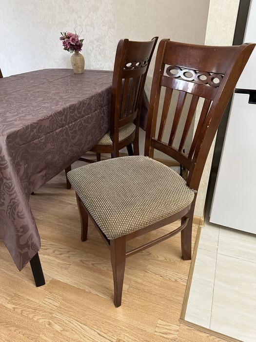 Деревянные стулья 4шт