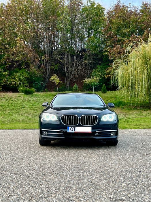 Bmw 730D Facelift , Camera , Perdelute , Keyless , Km Reali VARIANTE