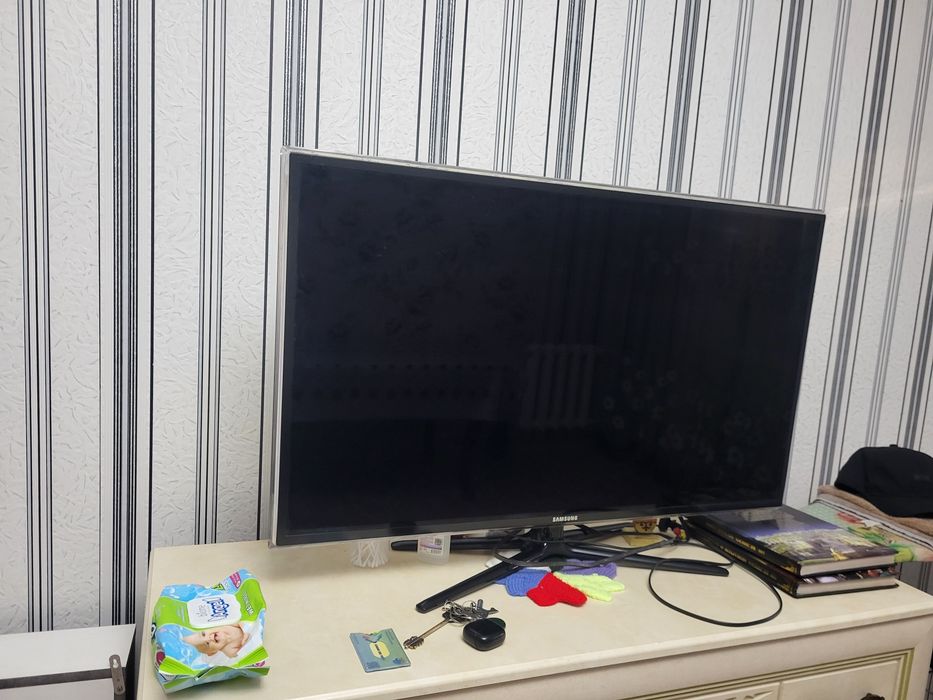 SAMSUNG Телевизор жк