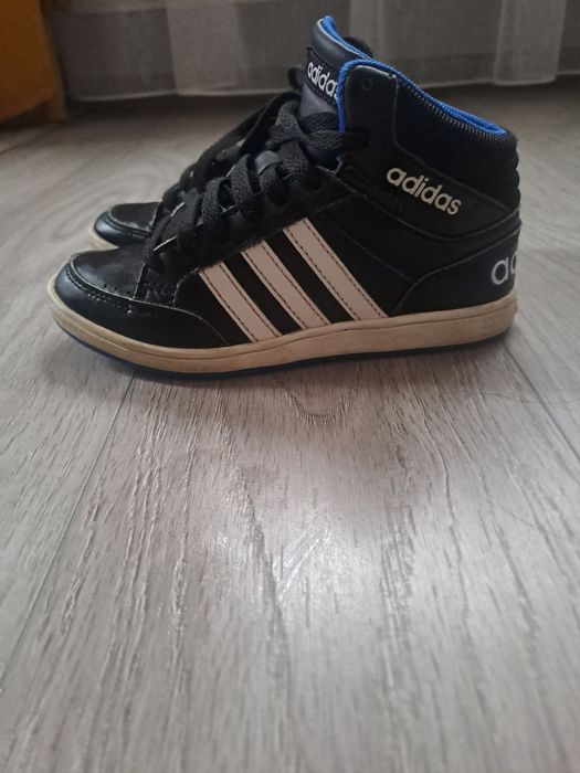 Adidasi adidas marimea 31