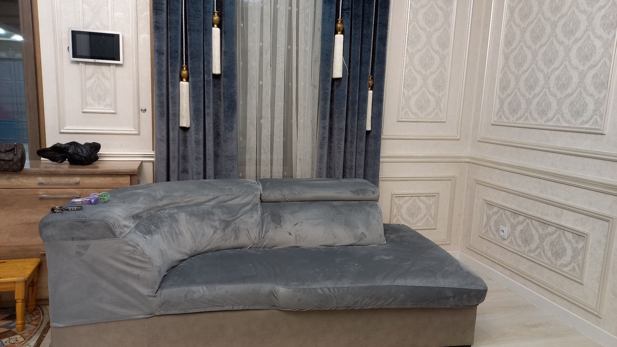 Пошив чехлов на диван Киев. Диванные чехлы под заказ – Мебель-Сервис