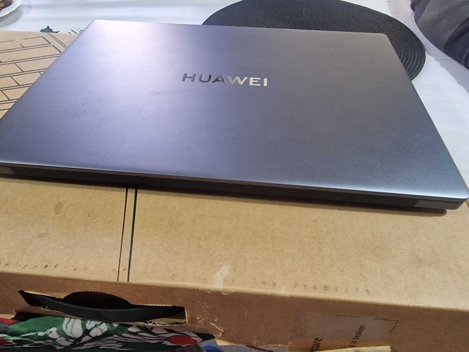 Пресносим компютър HUAWEI MateBook D16 MCLF-X