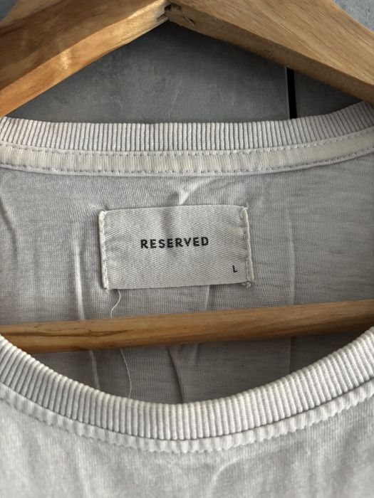 Tricou alb reserved