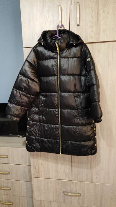 Продам куртку зимнюю