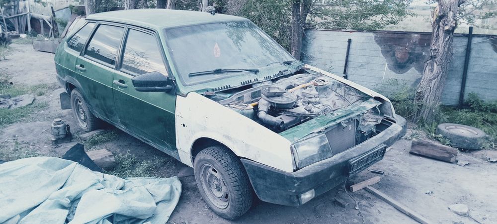 Продам ВАЗ 2109 под восстановление