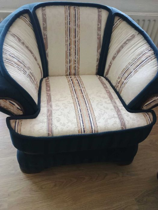 диван с фотьойли