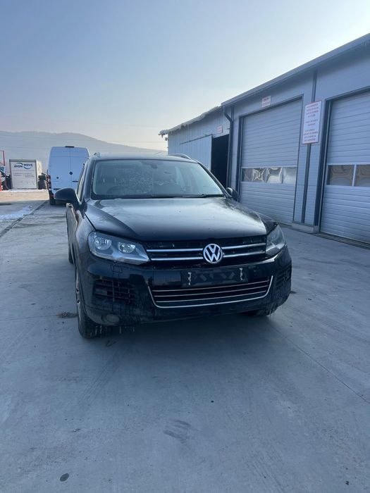 DEZMEMBREZ Volkswagen Touareg 7P Motor 3.0 Diesel euro 5 cod CRC Cutie de Viteze Automata NAC transfer Grup Cardan interior Piele Jante Aluminiu