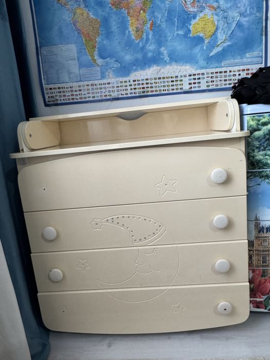 Пленальный комод (продам)