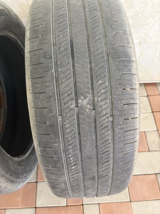 Продам резину 235/55/ R19