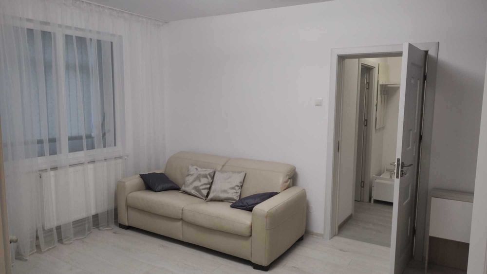 Inchiriez apartament cu doua camere Avram Iancu