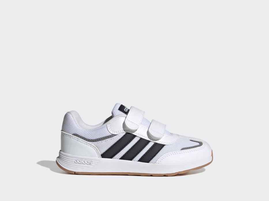 Продам новые кроссовки Adidas