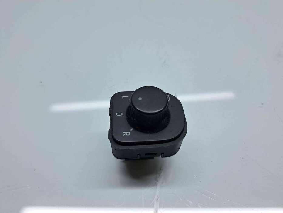 Buton reglaj oglinzi  Volkswagen Passat B7 (362) [Fabr 2010-2014] 1K0