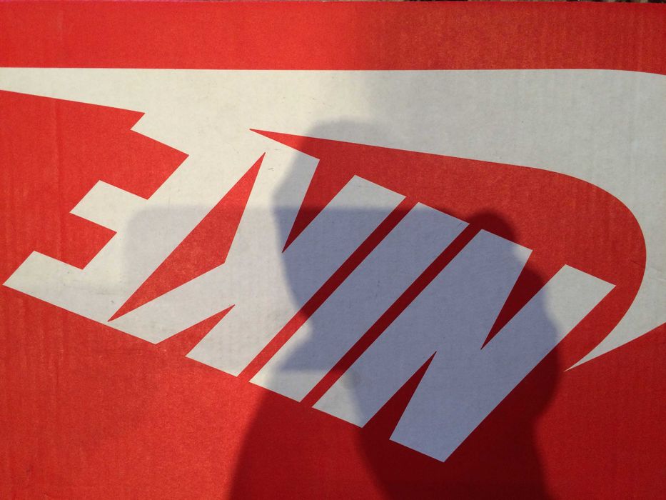 Нови дамски сандали Nike.