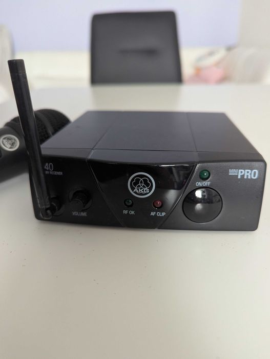 AKG WMS40 Mini Vocal Set / SR40 Mini Pro + HT40 Mini Pro / 864.375 MHz