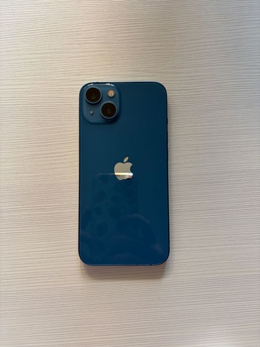 iPhone 13 256 GB б/у