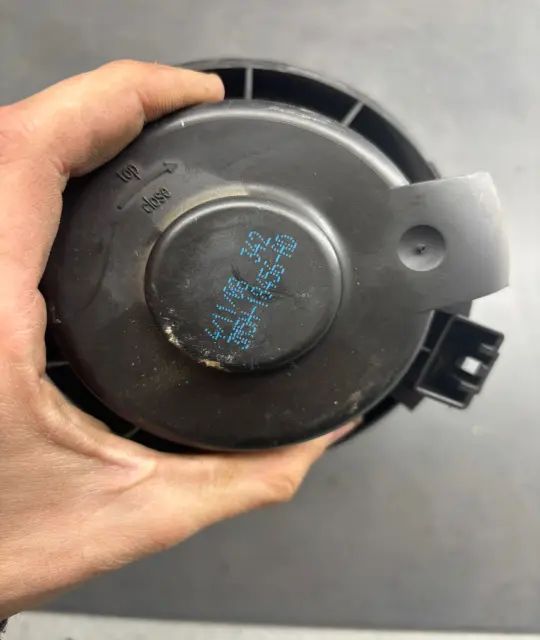 Ventilator aeroterma Peugeot 307 2003 1.6 MT (109 hp)