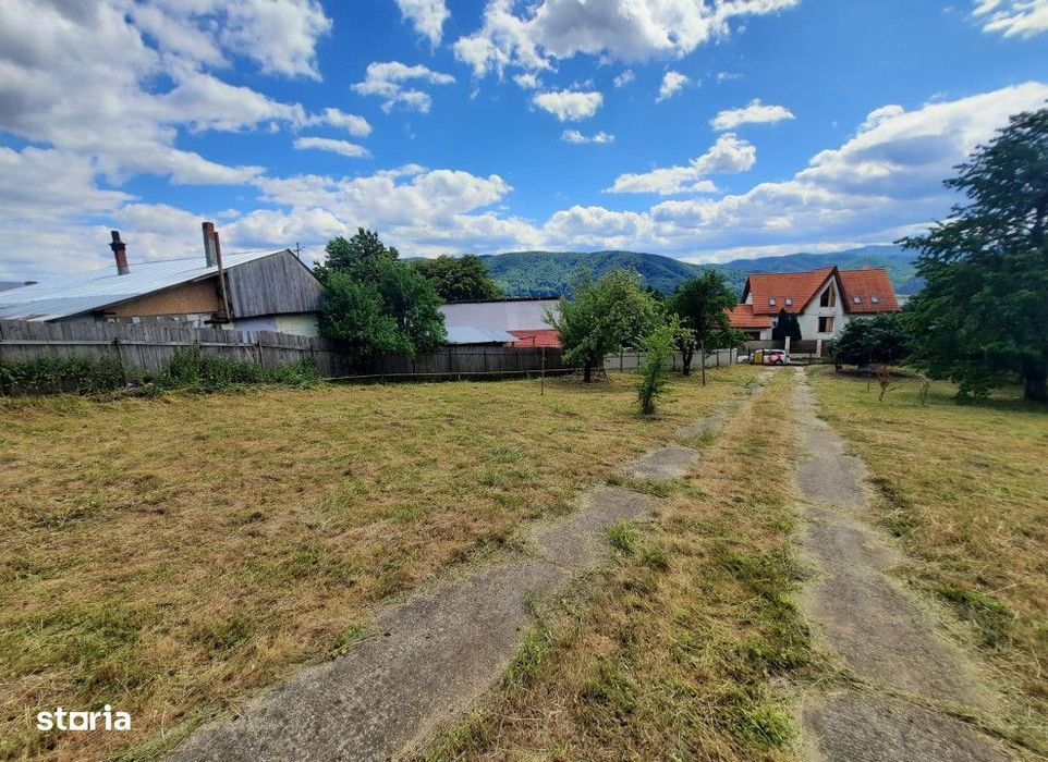 Teren intravilan Valea Vie , 1000 metri Cod:147432