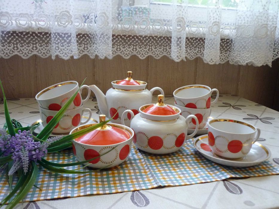Продается чайный сервиз