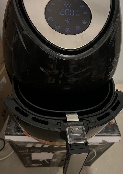 НОВ!Фритюрник с горещ въздух 5.5 л. Ariete Airy Fryer XXL 1800W