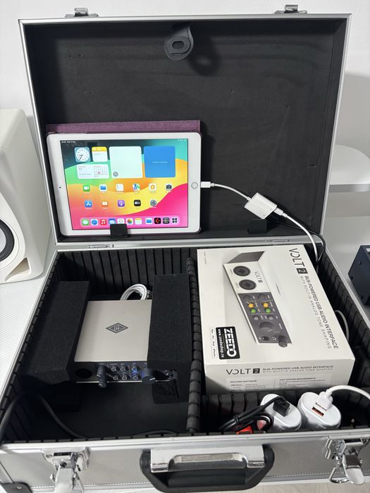 Tableta procesor voce cu 2 canale