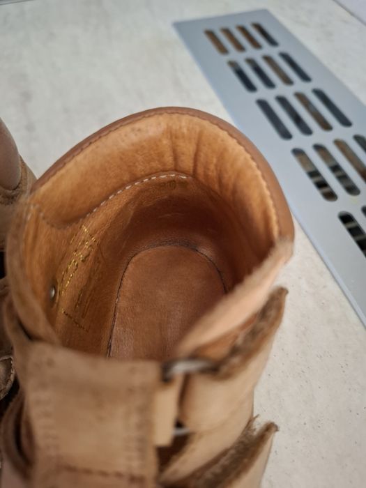 Sandale închise ortopedice mărimea 20