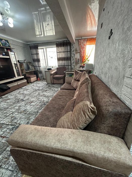 Продаётся 2-х на " 45-й аптеке"