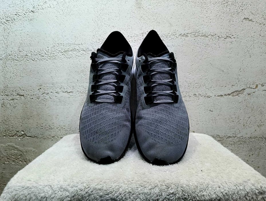 Incaltaminte sport NIKE AIR ZOOM PEGASUS 37 marimea 45 stare buna