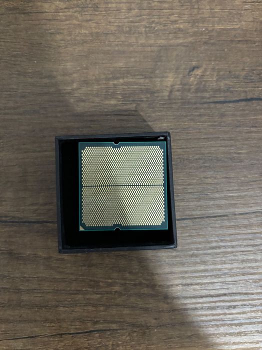 AMD Ryzen 5 7600X