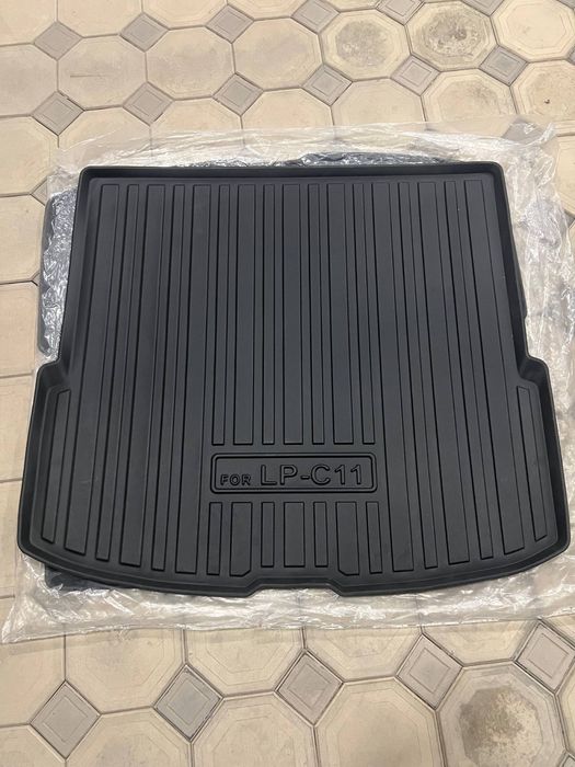 Полик в багажник для Leapmotor (C10 / C11 / C16)