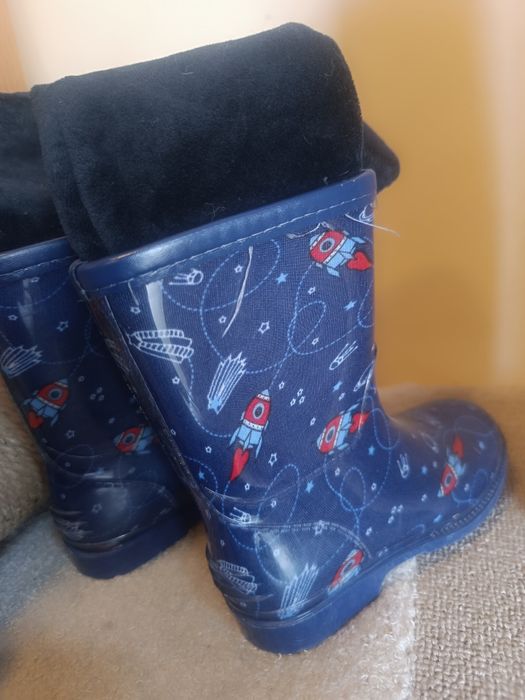 Резиновые сапожки детские