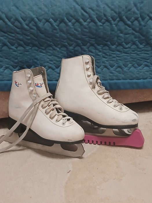 Коньки в хорошем состоянии