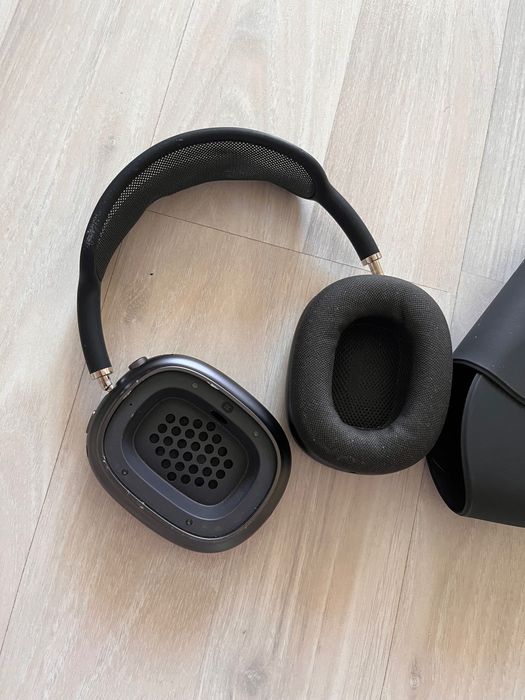Продам Airpods Max оригинал