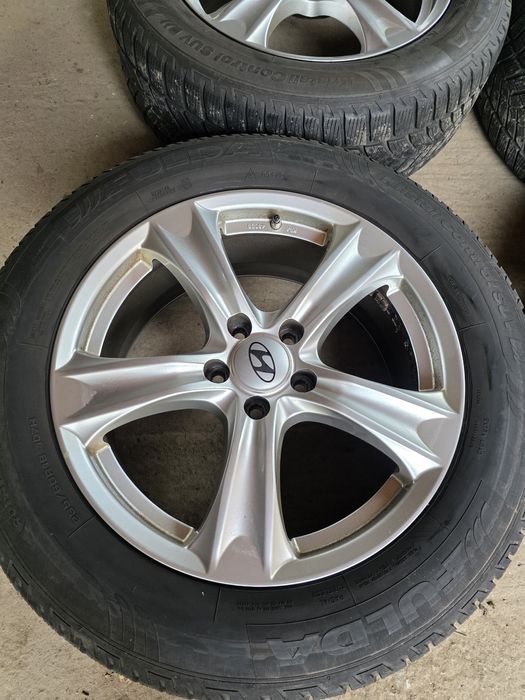 Jante Hyundai pe R18 cu anvelope