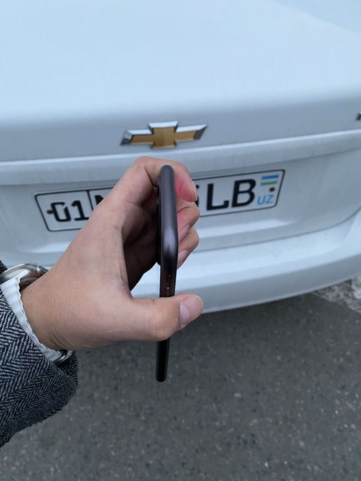 IPhone 11 black 64 gb