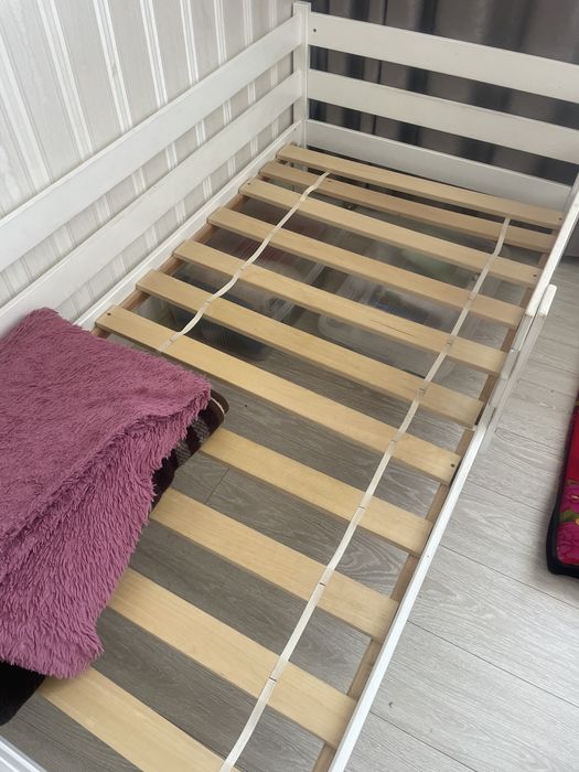 Продам детскую кроватку