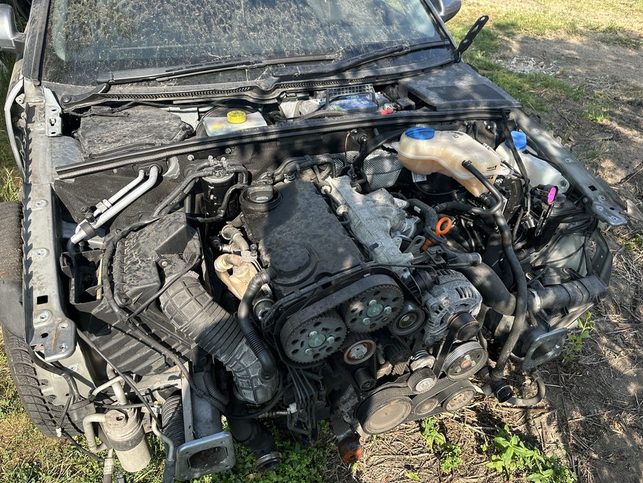 Bara spate audi a4 b7 sline lampa stop far