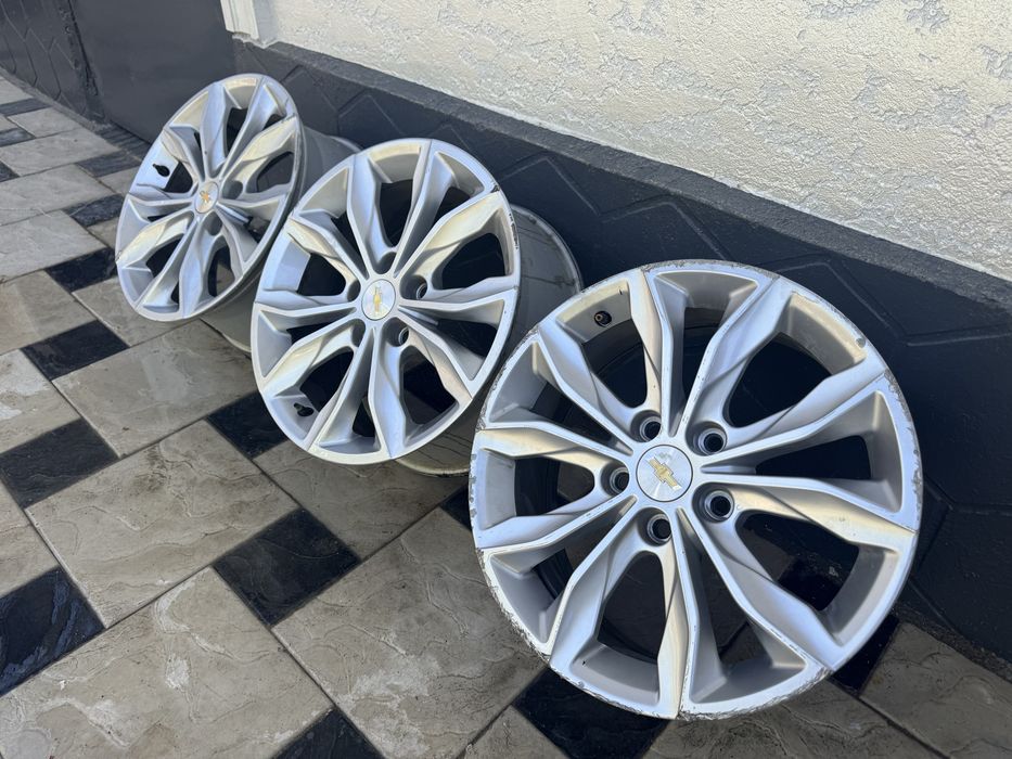 Диски на chevrolet malibu originl