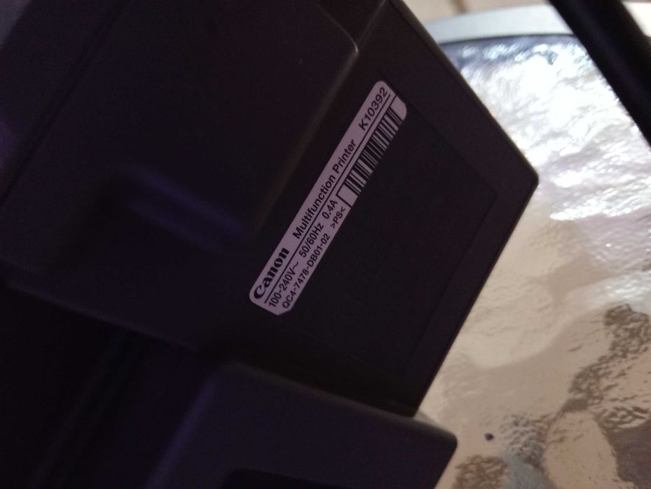 Vand imprimanta  canon