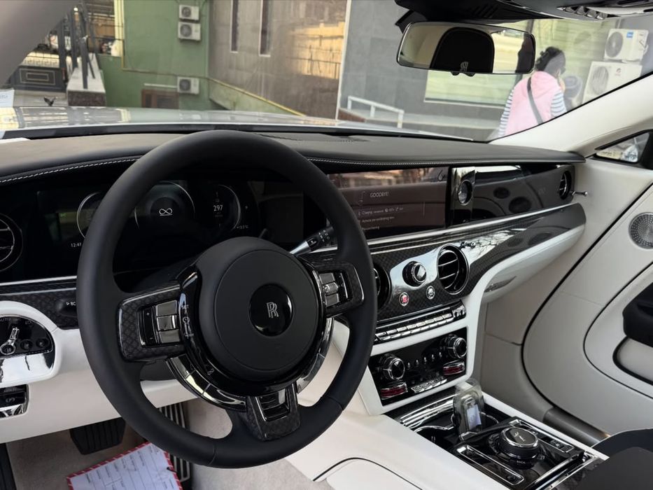 Rolls Royse Spectre Black Badge