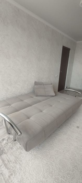 Продам диван б.у