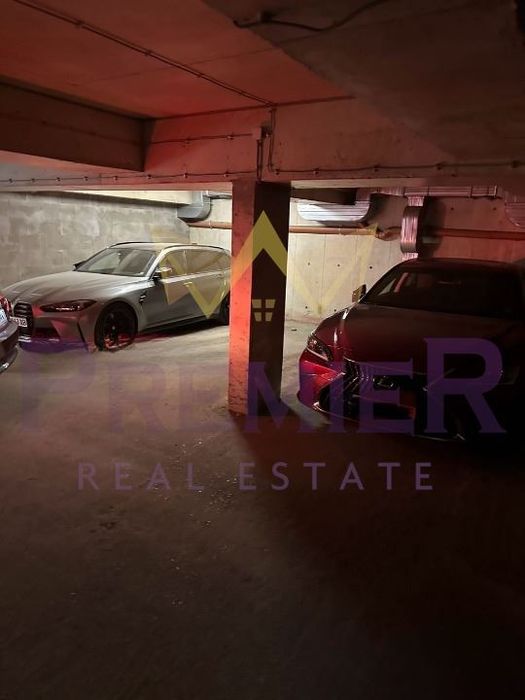 Продава се Гараж / Паркомясто в Варна, Завод Дружба - 15 кв.м за 2467 €/кв.м - Снимка #1