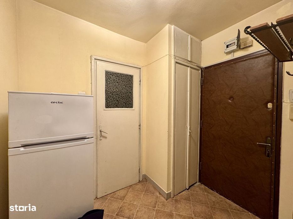 Apartament decomandat 2 camere, zona Medicina