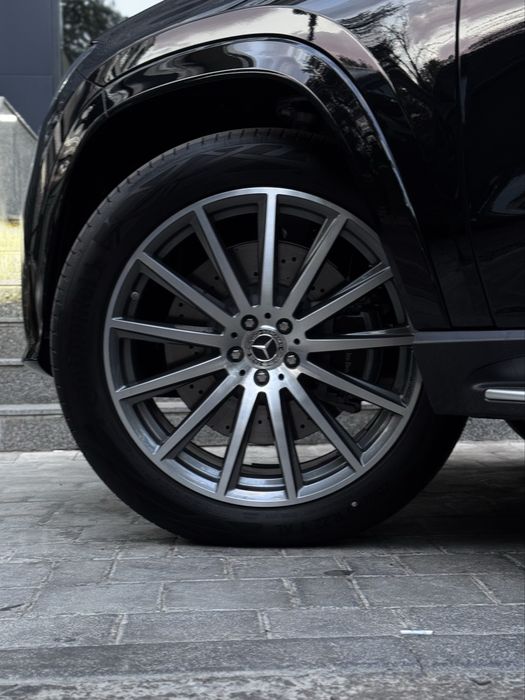 Mercedes Benz GLS450