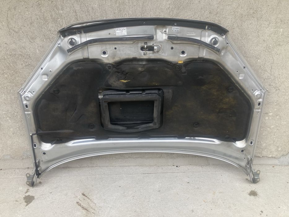 Преден капак за тойота рав4/Toyota rav4 2.0D4D 00-05г