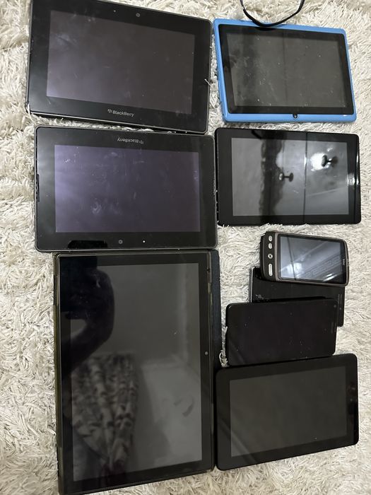 Telefoane si tablete pentru piese