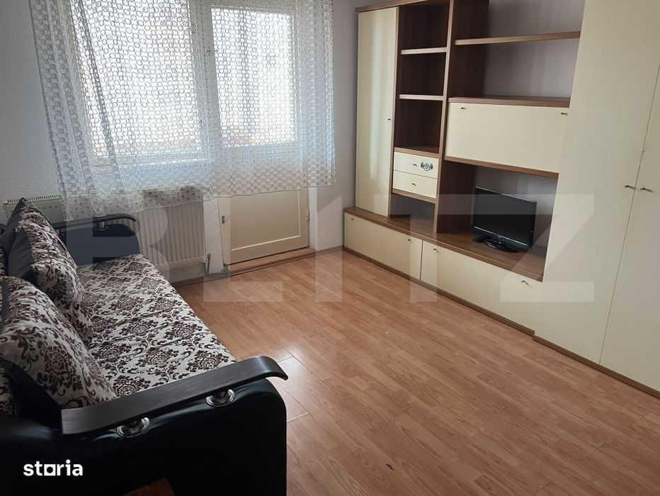Apartament 3 camere, 70 mp, zona Tractorul