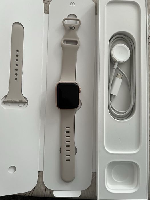 Смарт часовник  Apple watch