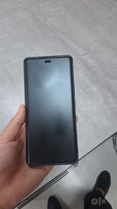 Honor x9c 16/256 holati ideal karobka dakument bor 4 ta chexol bonusga